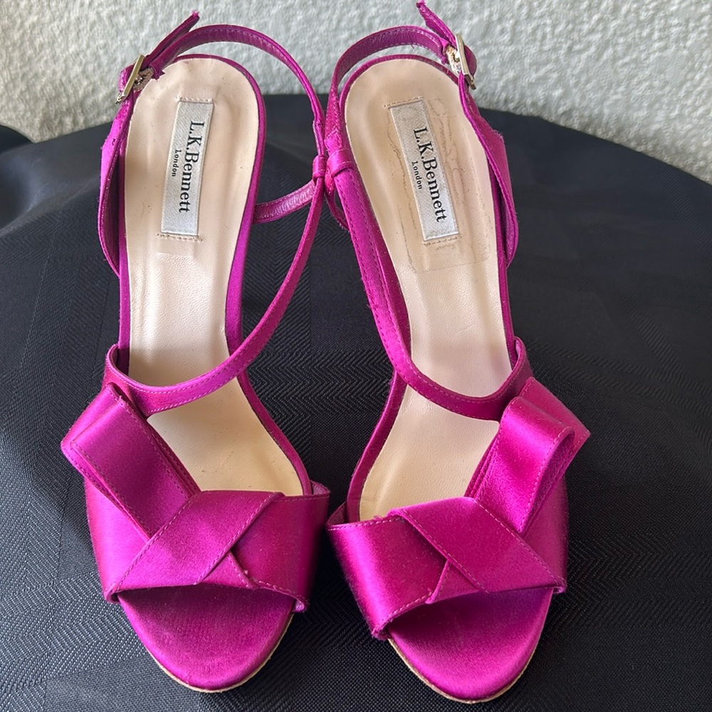 L.K. Bennett dark magenta bow satin slingbacks size 39=8US